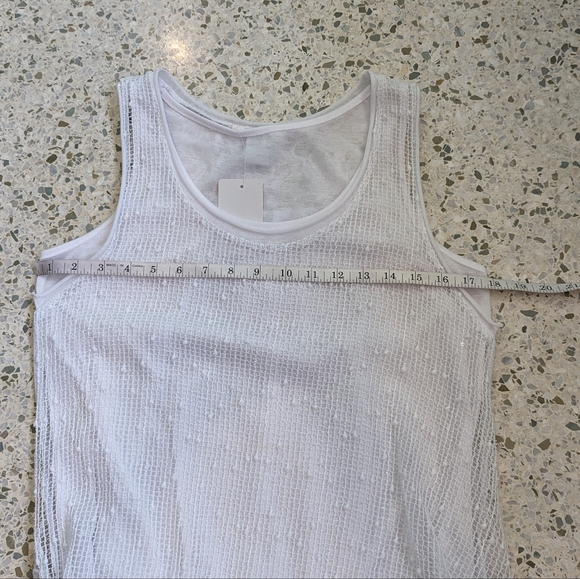 NWT Feratelli white 2 layer tank - Picture 5 of 6